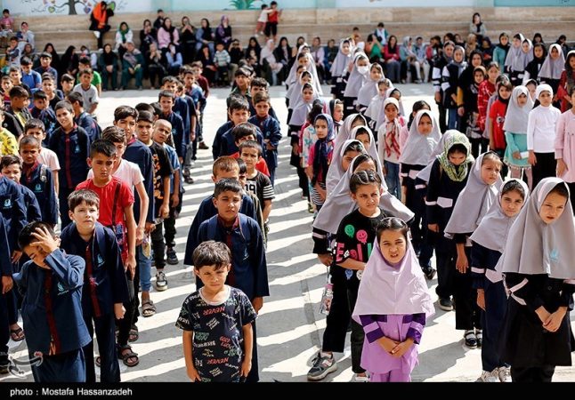 جزئیات حمایت تحصیلی بنیاد مستضعفان از ۴۰۰۰۰۰ دانش‌آموز مناطق محروم اعلام شد