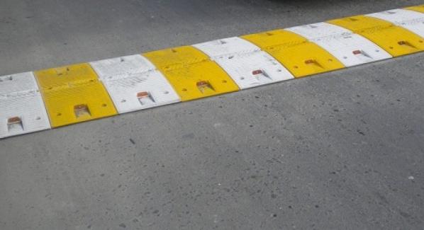 جمع آوری ۱۰۵ سرعت‌گیر در محورهای گیلان