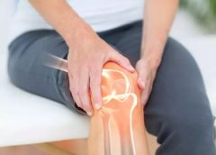 علت خشکی و درد مفاصل در سرما؛ توصیههایی برای کاهش درد علت خشکی و درد مفاصل در سرما؛ توصیههایی برای کاهش درد