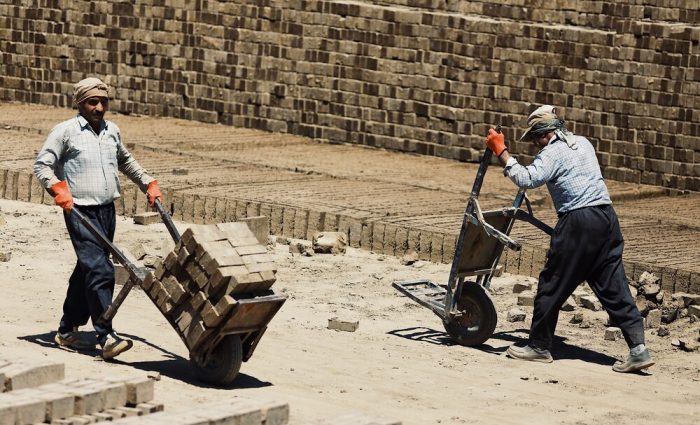 شناسایی ۲۸۲ کارگر غیر مجاز در گیلان