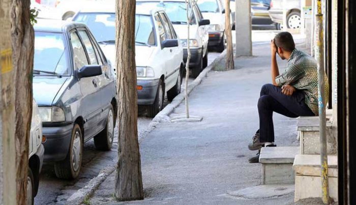 حقوق افراد زیر بیست سال به هفتاد درصد حداقل دستمزد کاهش یابد‍!