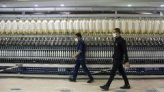 تولید با چرخِ خالی میچرخد تولید با چرخِ خالی میچرخد