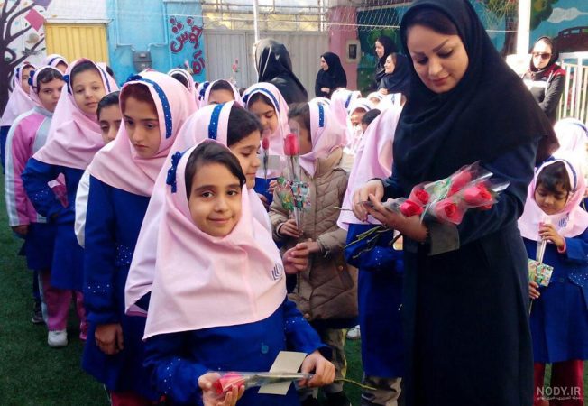 آغاز سال تحصیلی و بازگشایی مدارس از «اول مهر»/ برگزاری «جشن شکوفه‌ها» ۲۹ شهریور