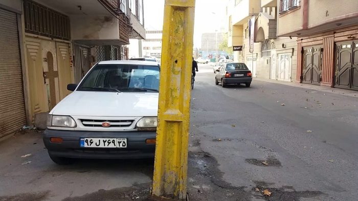 جمع آوری تیرهای برق مزاحم ضرورتی مهم که نادیده گرفته می شود جمع آوری تیرهای برق مزاحم ضرورتی مهم که نادیده گرفته می شود