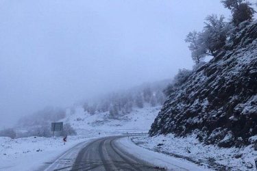بارش شدید برف در ۲ محور گیلان بارش شدید برف در ۲ محور گیلان
