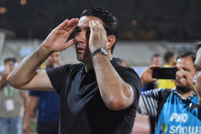 نکونام رفت نکونام رفت